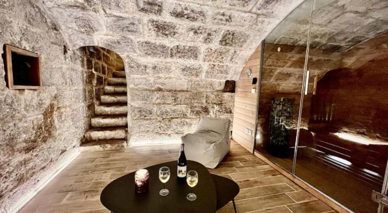 Le Spa Corneille - Jacuzzi, Sauna & Parking par Rouen Atypique — photo 5