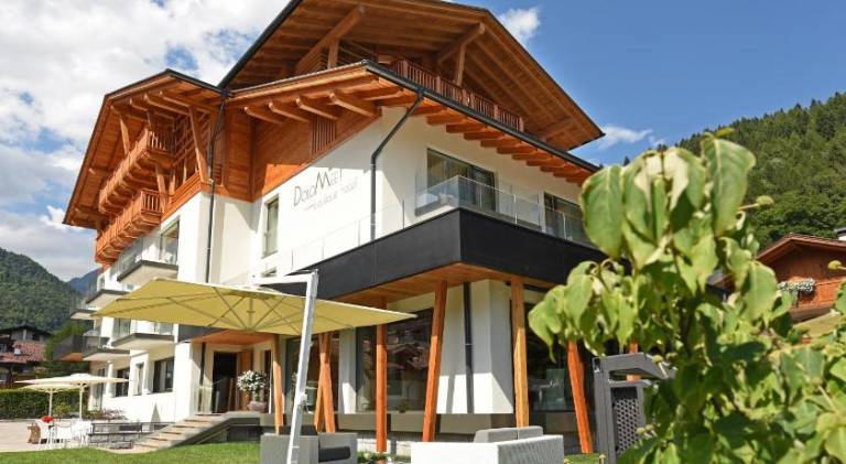 Dolomeet Boutique Hotel in Pinzolo