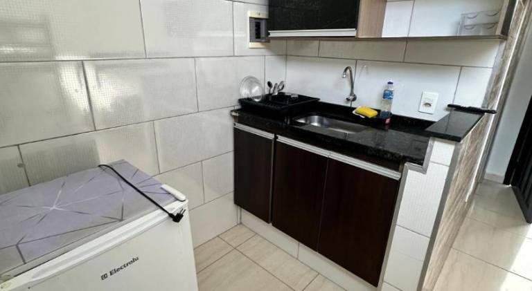 Serviced apartment with terrace, garden & pool | Pets allowed — photo 3