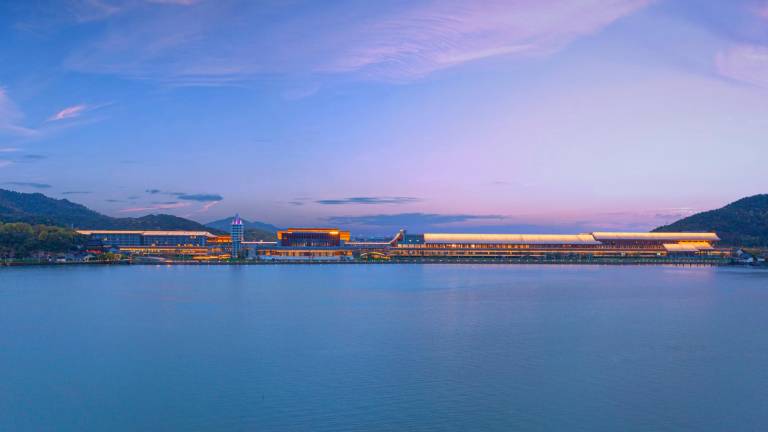Ningbo International Conference Center Wonderland Hotel in Ningbo