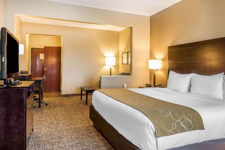 Comfort Suites Fort Wayne North in Fort Wayne, IN