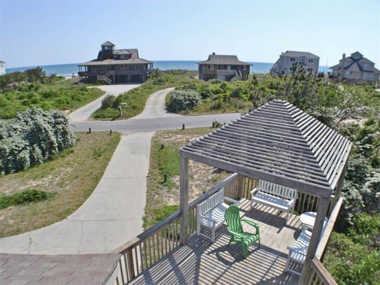 Enjoy easy beach access with beach boardwalk right across the street! — photo 2