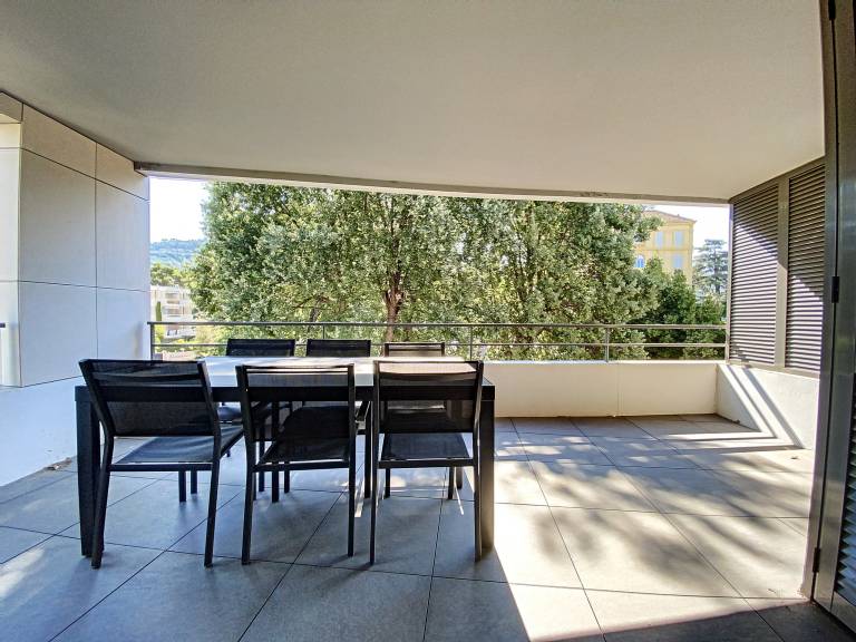 Fully equipped wonderful apartment with pool, yard & patio | Pets allowed — photo 3