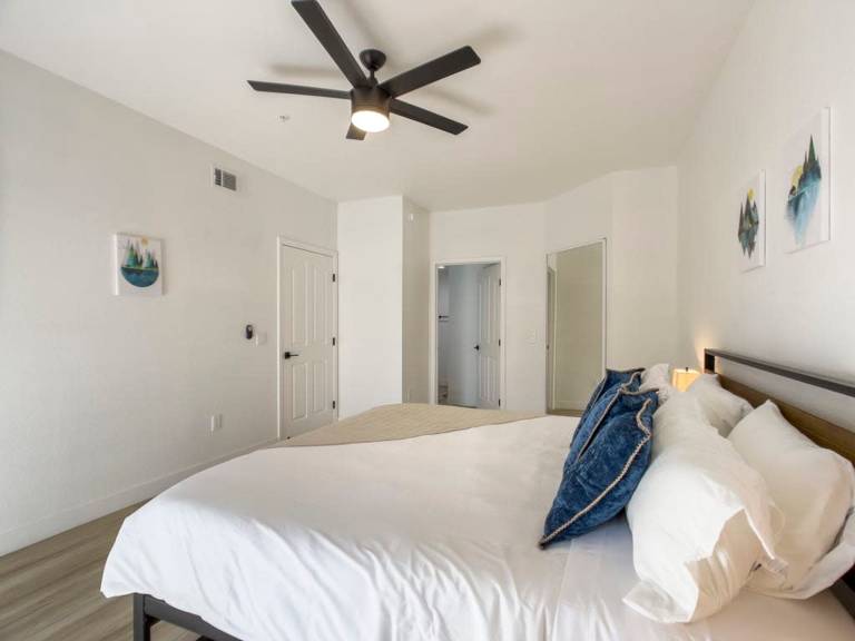 Apartment with pool, garden & fast internet — photo 4
