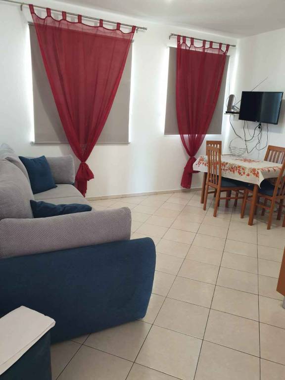 Ferienwohnung Pirovac