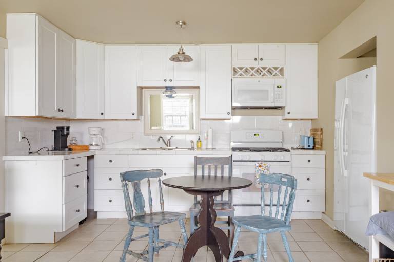 Vacation home with barbecue & yard | Perfect for remote work — photo 4