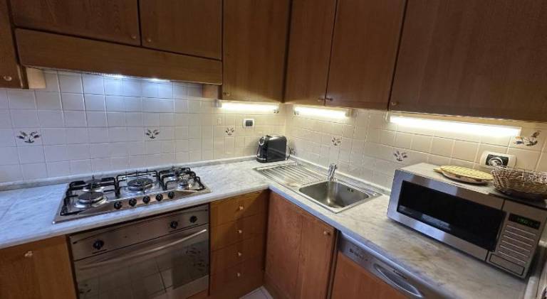 House with 2 rooms for 6 persons — photo 4