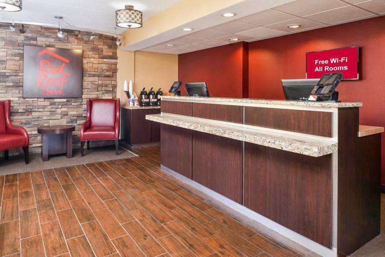 Red Roof Inn Merrillville — photo 2