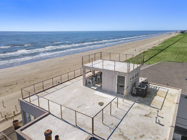 Oceanfront Experience — photo 3