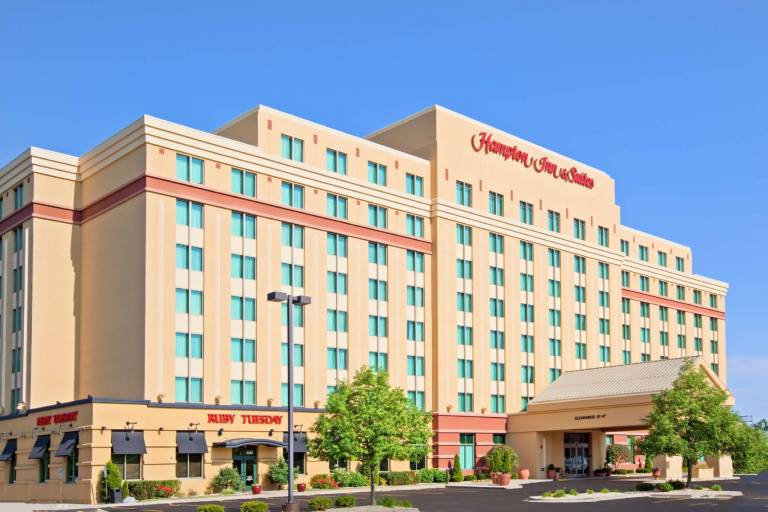 Hampton Inn & Suites Chicago-North Shore/Skokie in Evanston, IL