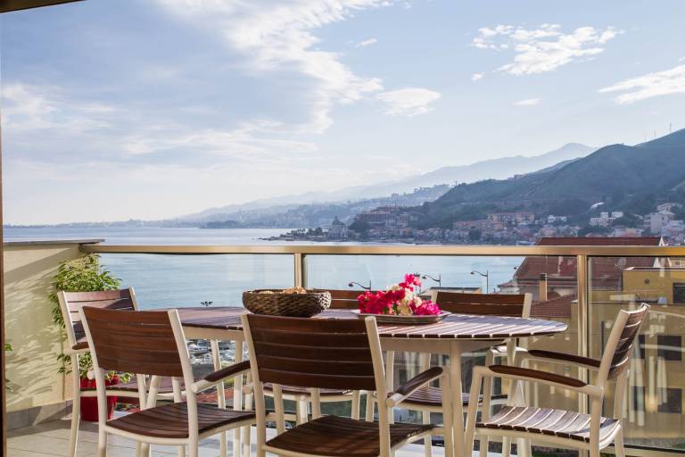 Apartament Mesyna