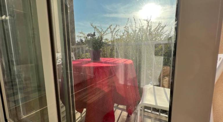 Rental apartment with jacuzzi — photo 5