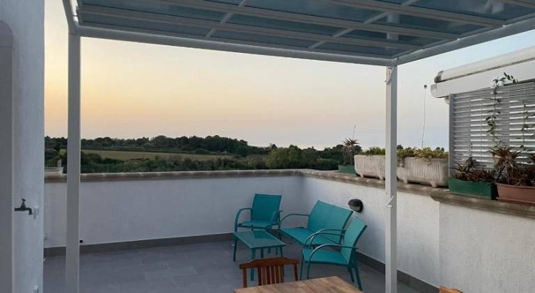 Holiday apartment with terrace — photo 3