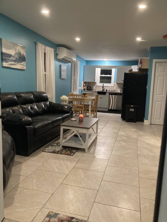 Condo Hampton