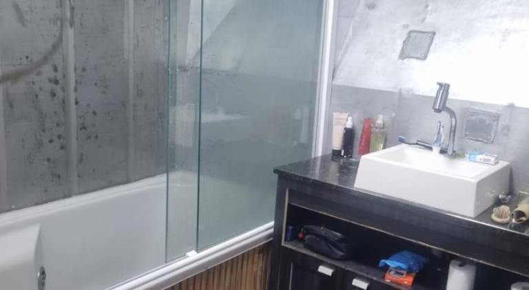 Vacation home with hot tub — photo 2