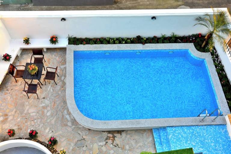 Bed & Breakfast  Pudong