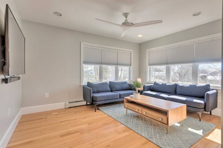 Renovated Barrington Cottage w/ Beach Access! — photo 5