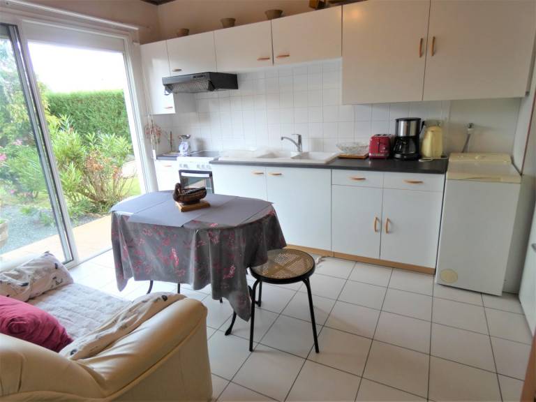 Charming gite with yard, patio & BBQ | Dogs allowed — photo 4