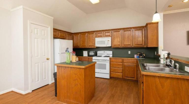 Charming vacation home | Dogs allowed — photo 3