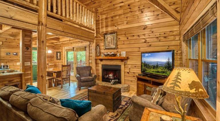 Vacation home with hot tub | Dogs allowed — photo 2