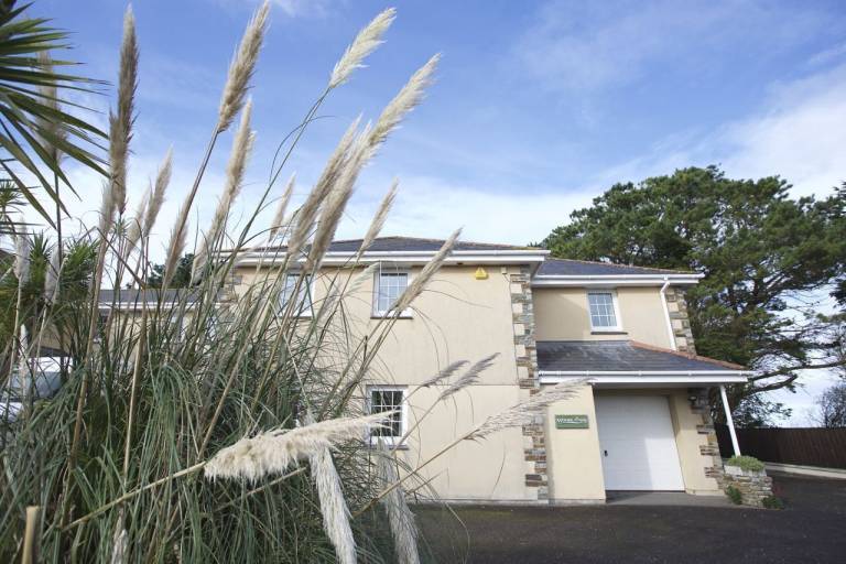 House Mawgan Porth