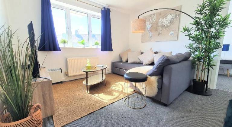 Thesiger Court Apartments - Free Private Parking - by Property Promise in Cardiff