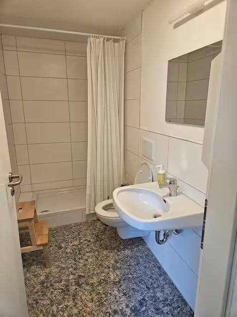 15 m² Gemeinschaftszimmer ∙ 1 Schlafzimmer ∙ 3 Gäste – Bild 8