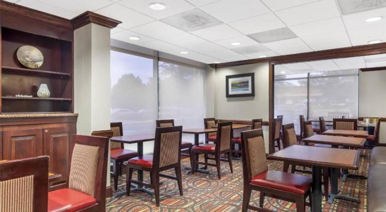 Best Western Dulles Airport Inn — photo 4