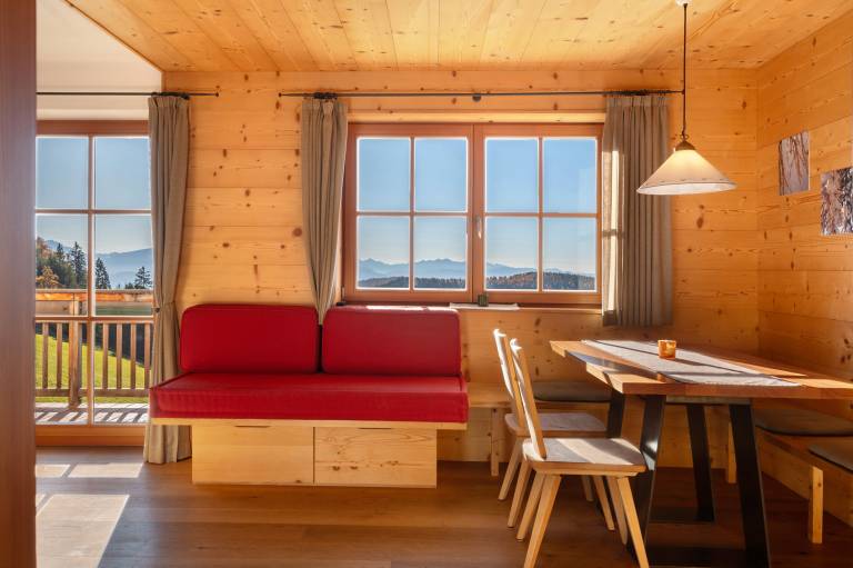 Ferienwohnung mit Hund in Jenesien, Zona Artigianale Meltina f&uuml;r max. 4 Personen