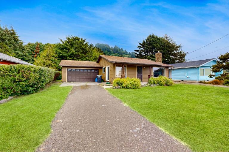 House Yachats