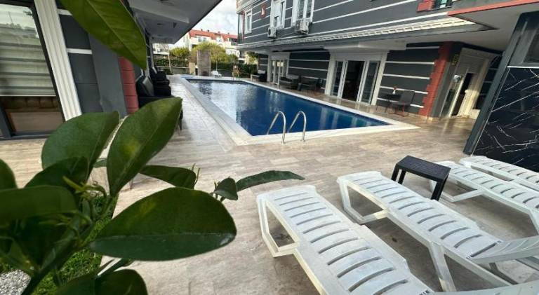 Rental apartment with private pool — photo 2