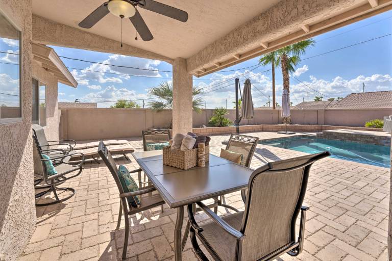 Temp-Controlled Pool: Lake Havasu Escape, Mtn View — photo 2