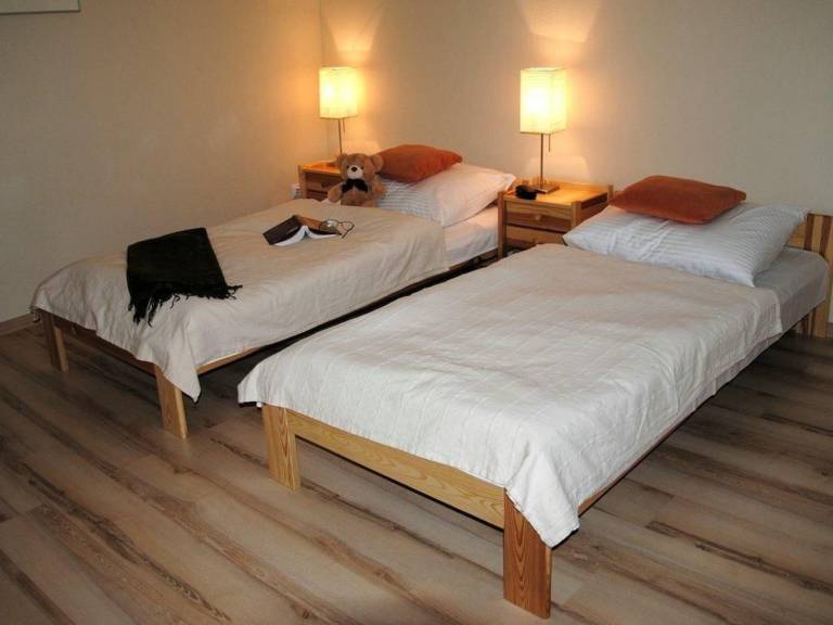 Lovely rental apartment with patio & garden | Dogs allowed — photo 2