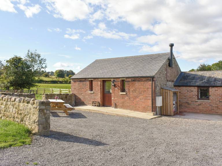 Cabin  Crakehall