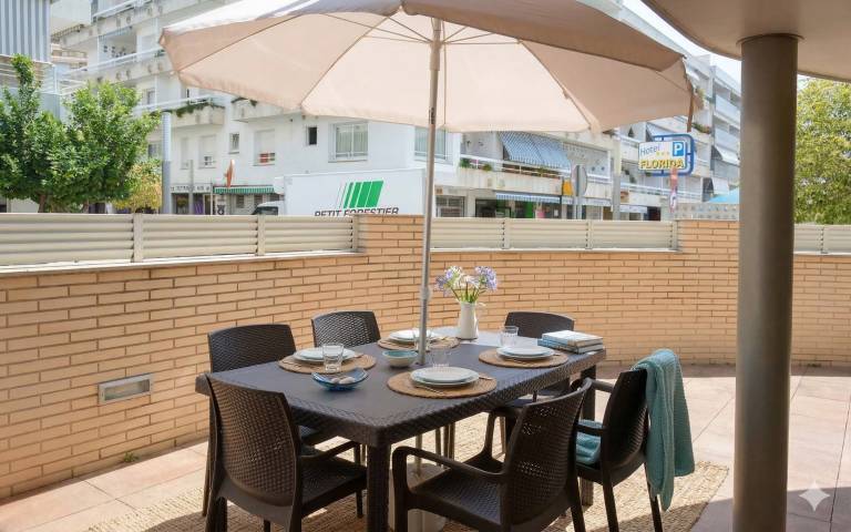 Voramar – m from the Beach, Parking & A/C — photo 2