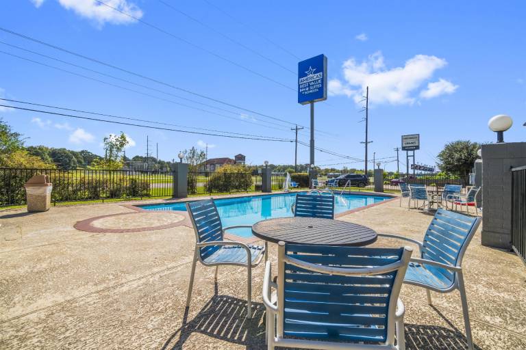 Americas Best Value Inn & Suites Livingston in Livingston, TX