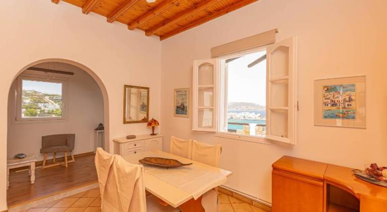 Rental apartment with yard & terrace — photo 3