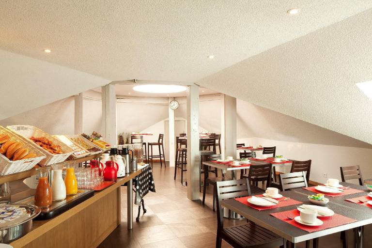 Hotel Coeur de City Bordeaux Clemenceau by HappyCulture — photo 3