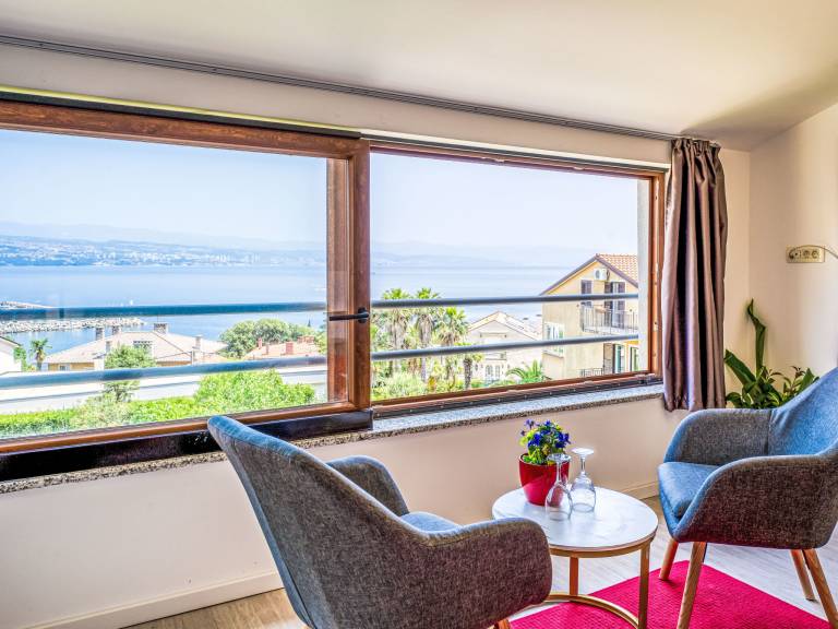 Apartment with yard, terrace & barbeque | Sea view | Next to the beach | Pets are welcome — photo 5