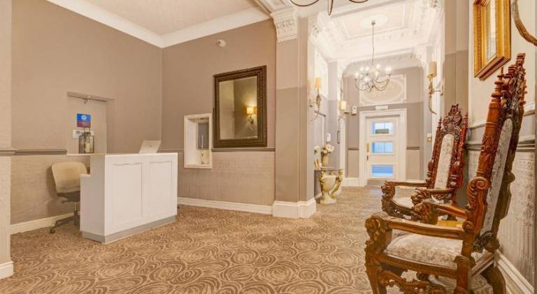 Liverpool Aigburth Sefton Park Hotel By Belvilla — photo 3