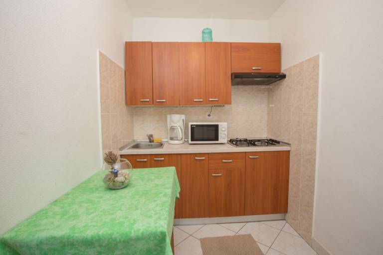 Studio flat near beach Cove Zaraće, Hvar (AS-20924-a) — photo 3
