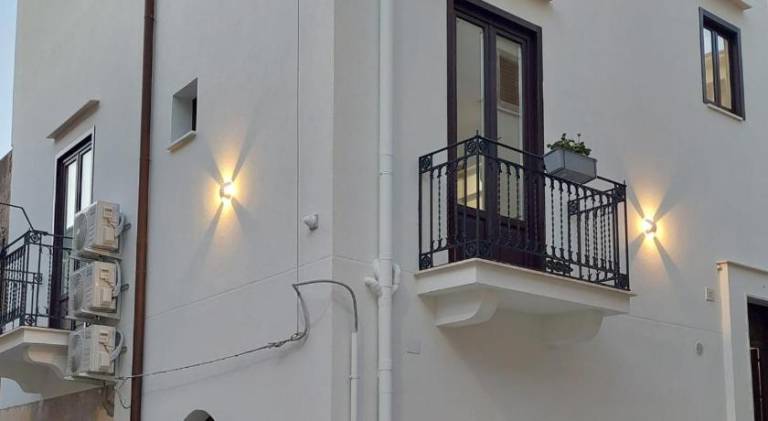 Holiday apartment with patio — photo 3