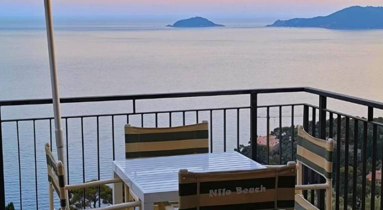Holiday apartment with yard | Pets are welcome in Ameglia
