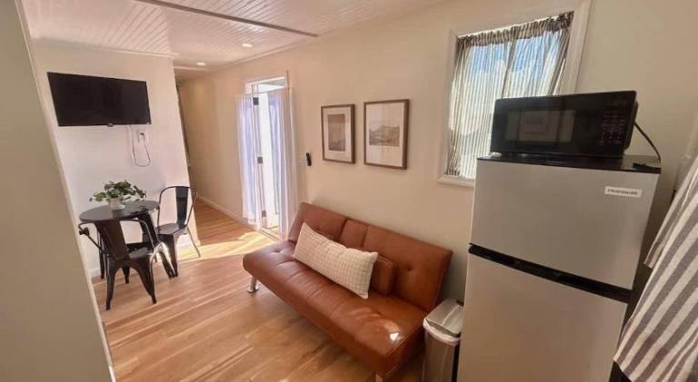House with 2 rooms for 4 persons — photo 3