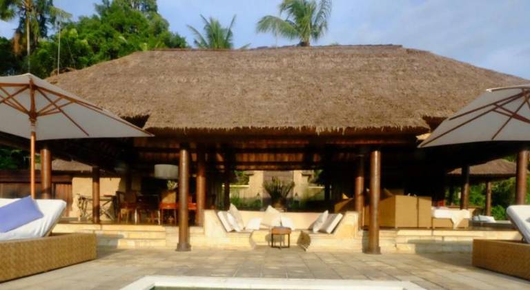 Family-friendly villa with BBQ, patio & yard | Suitable for remote work | Pets are welcome — photo 4