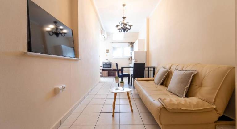 Fully equipped lovely rental apartment with patio | Pets are welcome — photo 2