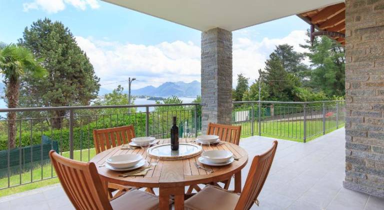 Charming holiday apartment | Pets allowed in Baveno
