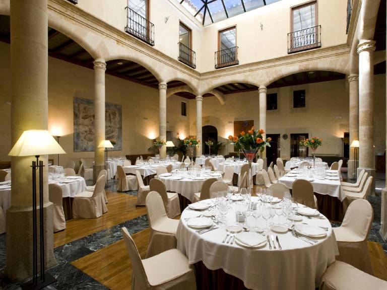 NH Collection Salamanca Palacio de Castellanos — photo 5