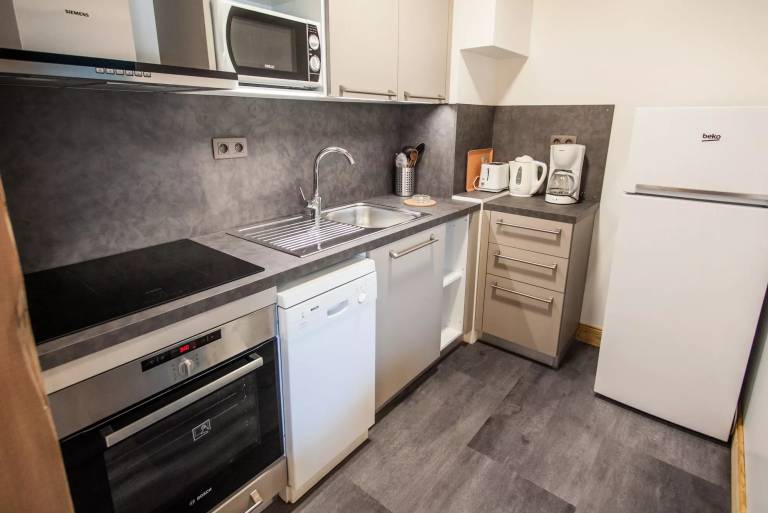 Holiday apartment with 2 rooms for 4 persons — photo 4