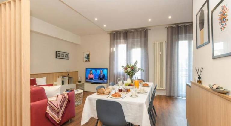 Holiday apartment with 2 rooms for 6 persons in Desenzano del Garda